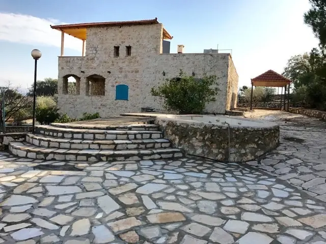 فيلا زي زمان · السلط · صورة 2